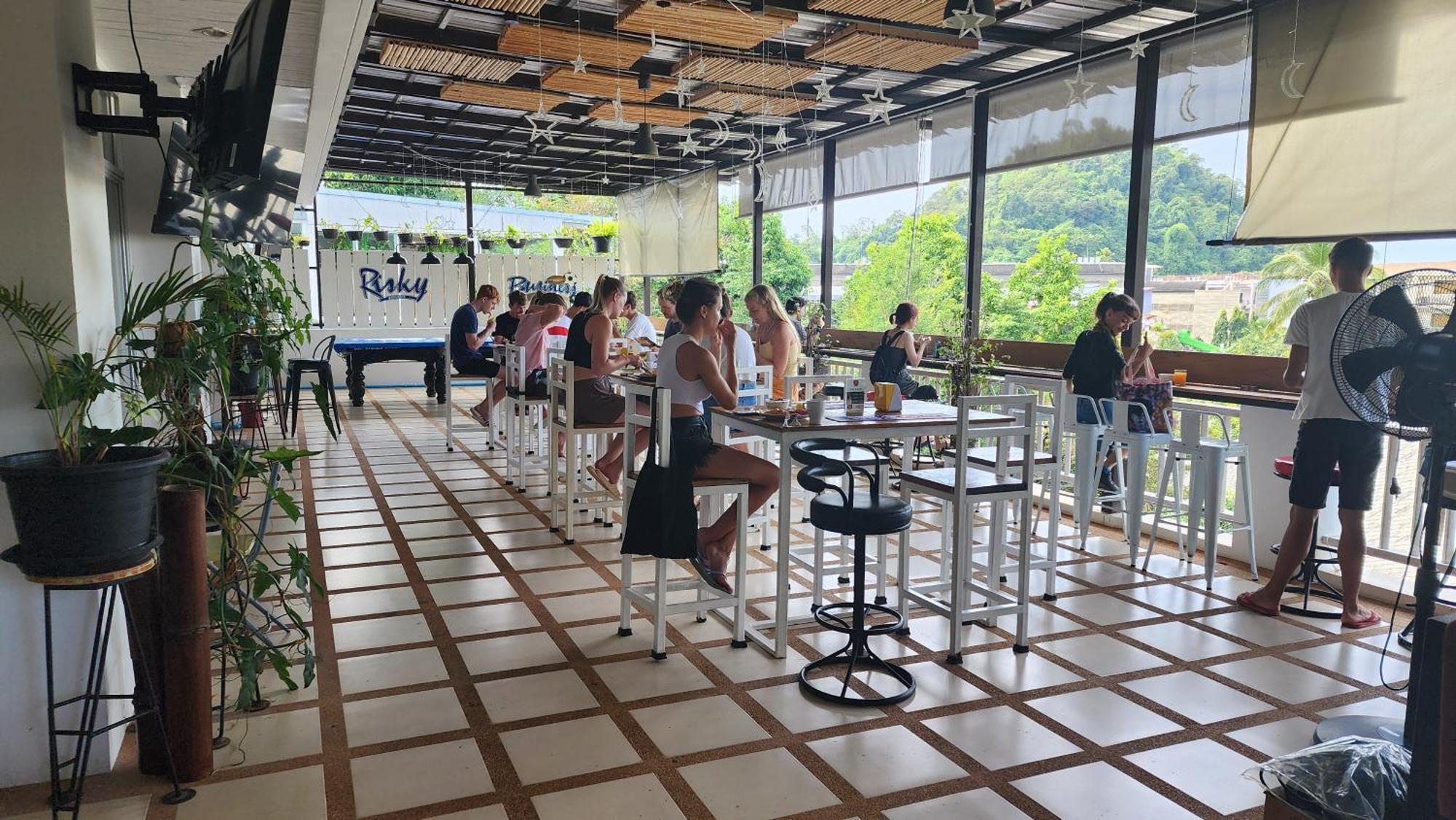 Irest Ao Nang Vandrarhem Exteriör bild