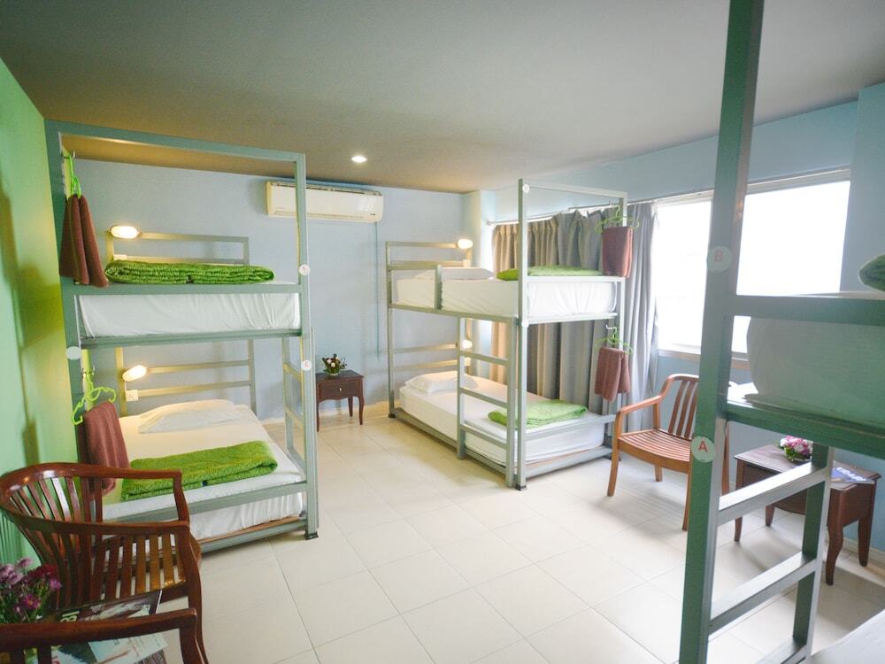 Irest Ao Nang Vandrarhem Exteriör bild